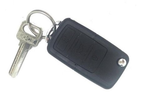 ميدالية مفاتيح بلوتوث للسيارة